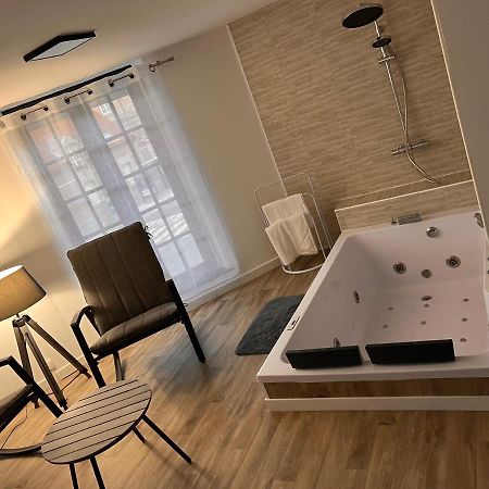 Magnifique Loft 35M2 Jacuzzi Rvb Night 1 Ξενοδοχείο Αμιάν Εξωτερικό φωτογραφία