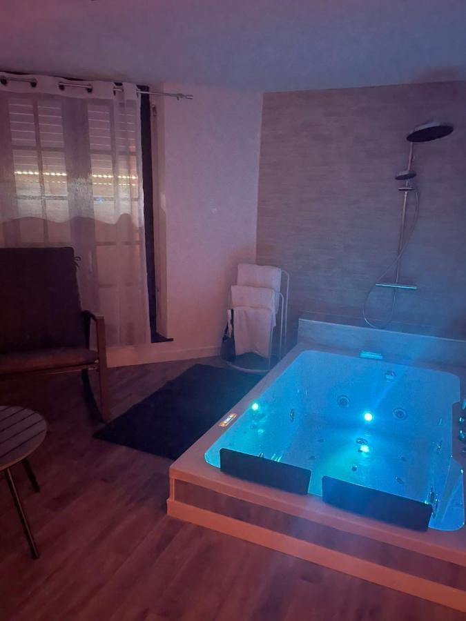 Magnifique Loft 35M2 Jacuzzi Rvb Night 1 Ξενοδοχείο Αμιάν Εξωτερικό φωτογραφία