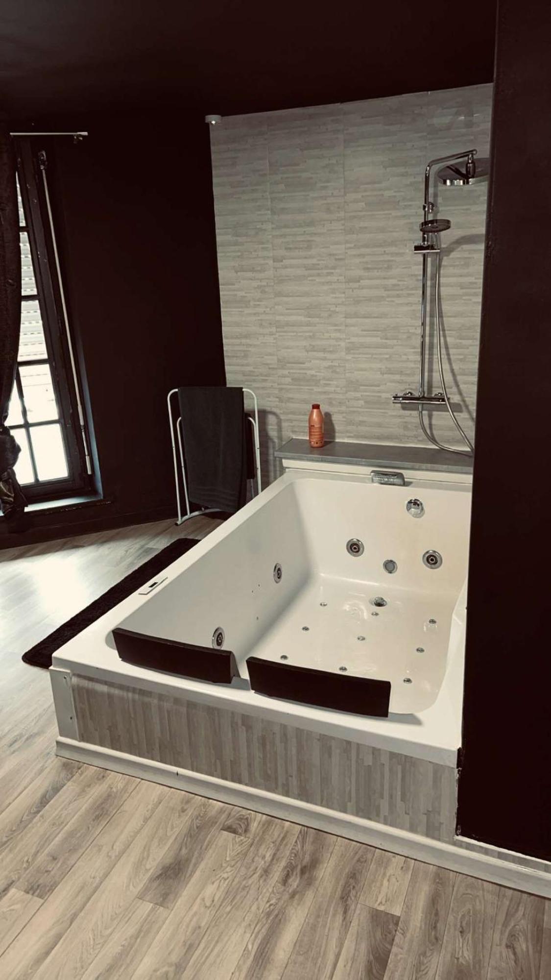 Magnifique Loft 35M2 Jacuzzi Rvb Night 1 Ξενοδοχείο Αμιάν Εξωτερικό φωτογραφία