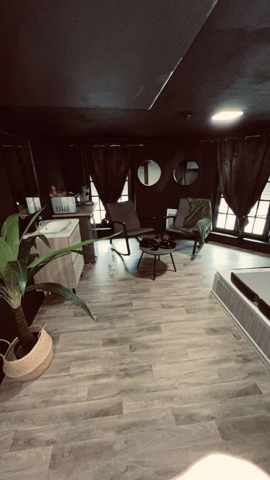 Magnifique Loft 35M2 Jacuzzi Rvb Night 1 Ξενοδοχείο Αμιάν Εξωτερικό φωτογραφία